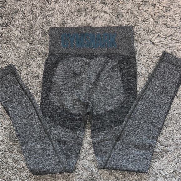 Gymshark Gray Workout Set Size Small - Picture 5 of 6